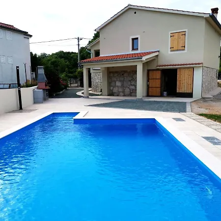 Mira By El-pi Tours Garica