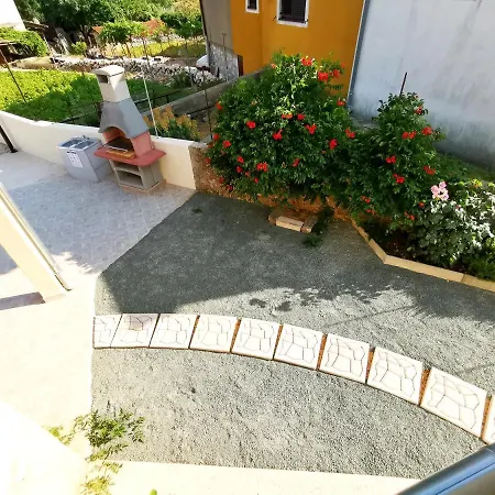 Prázdninový dům Mira By El-pi Tours